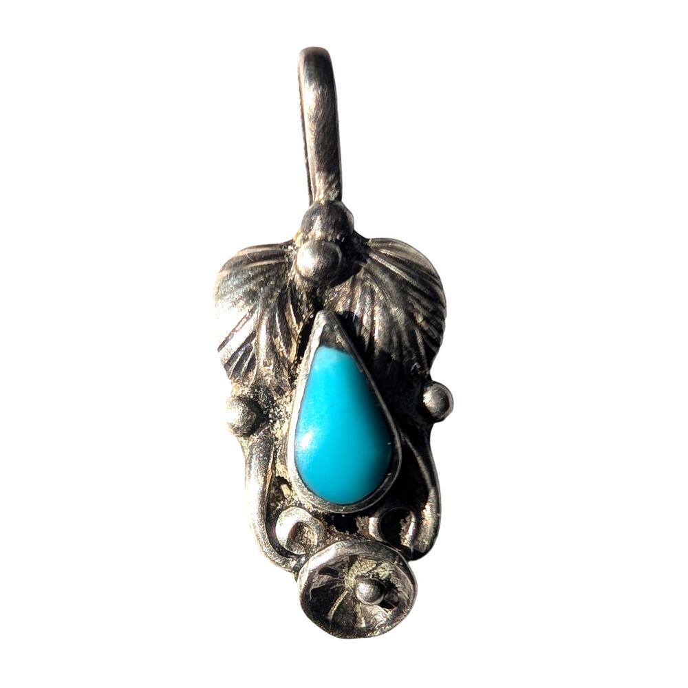 Vintage Sterling Silver Turquoise Pendant Leaf Floral Detail Dainty - Picture 4 of 4